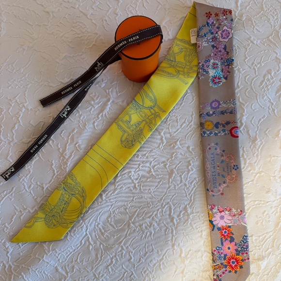 Hermés Silk Scarf - Picture 1 of 5